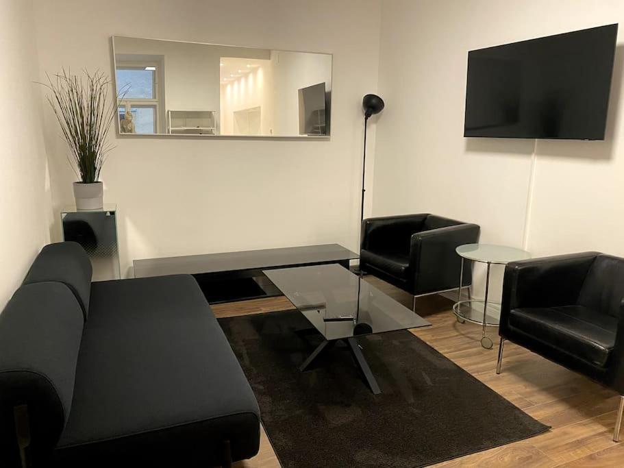 Luxurious Apartment In The Centre Of Вена Экстерьер фото