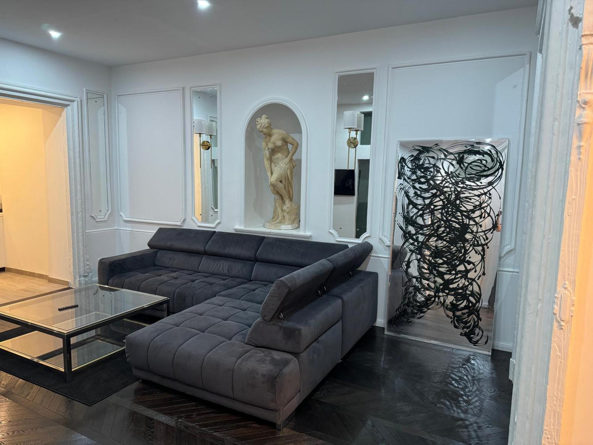 Luxurious Apartment In The Centre Of Вена Экстерьер фото