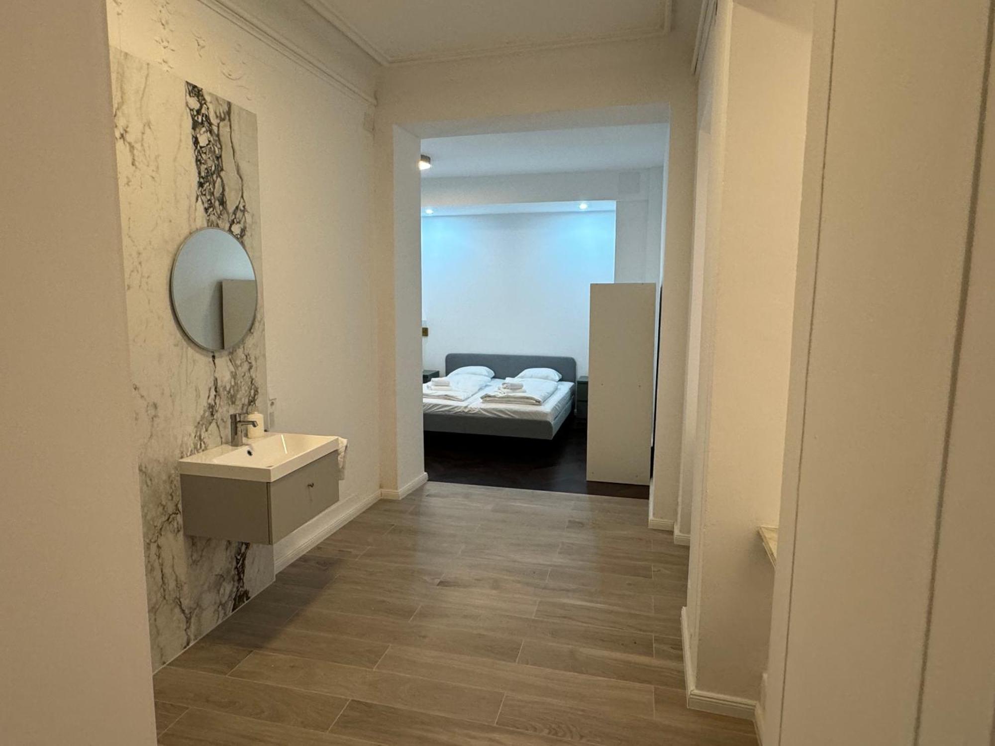 Luxurious Apartment In The Centre Of Вена Экстерьер фото