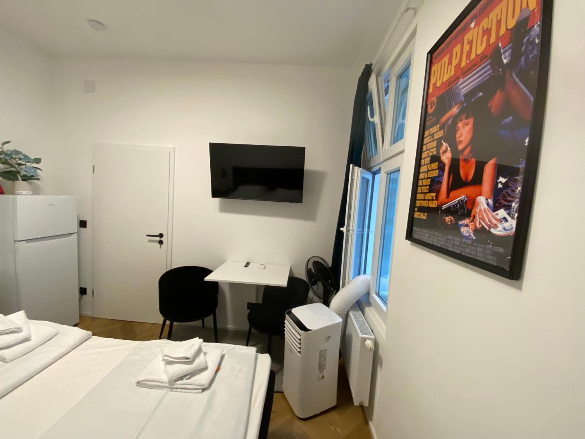 Luxurious Apartment In The Centre Of Вена Номер фото